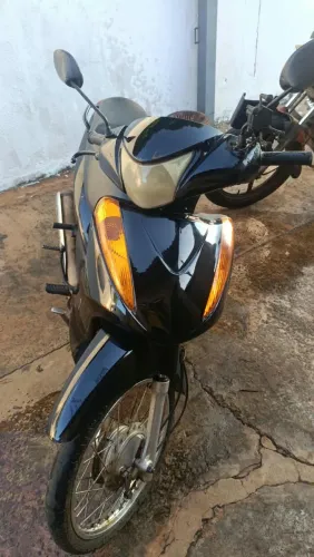 Honda Biz 125 2014 - Preta | Quitada e Documentada