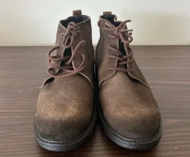 Bota TAM 37 em couro legítimo marrom nova