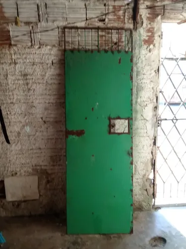 Portão de ferro