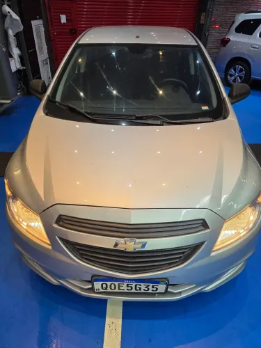 Chevrolet Onix JOY Hatch 1.0 8V Flex Mec. 4P 2018