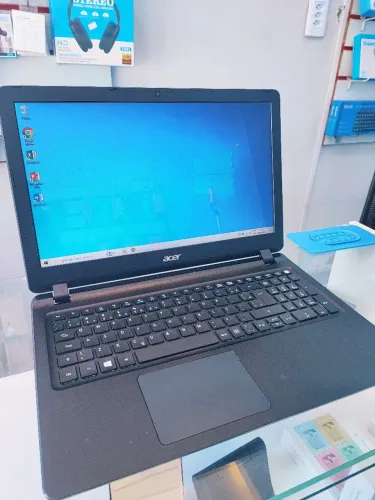 Notebook Acer ES1 533