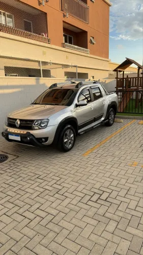 Renault Duster Oroch Dyna. 2.0 Hi-flex 16V Mec. 2016