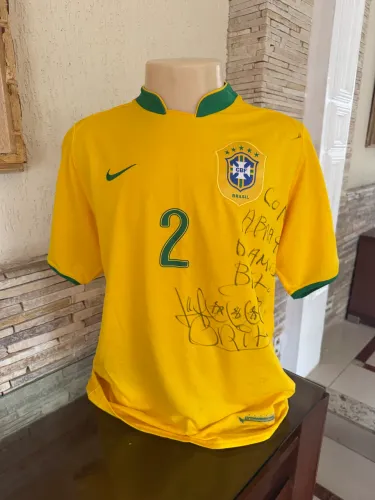 Camisa Seleção Brasileira Autografada Zagueiro Brito 1970 Nike relíquia