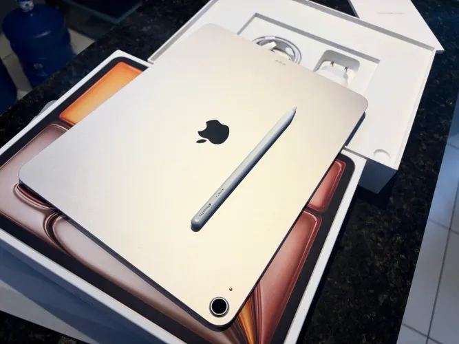 iPad Air M3 ( 13 polegadas)