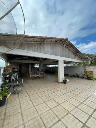 CASA E LOJA COMERCIAL NO SANTA TEREZINHA.