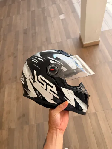 LS2 DRAZZE PRETO E BRANCO