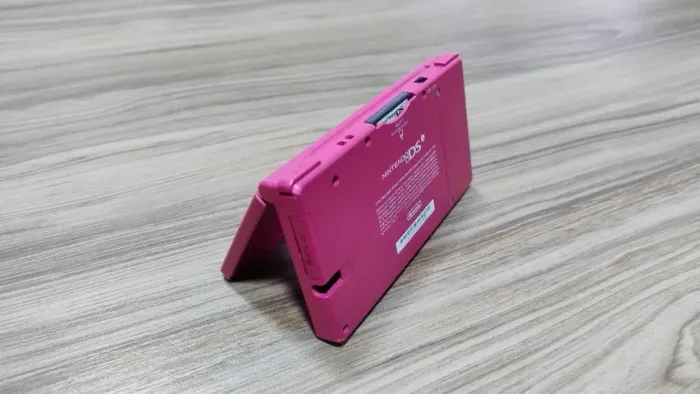 Nintendo DSi rosa DESBLOQUEADO Nintendo DSi rosa DESBLOQUEADO