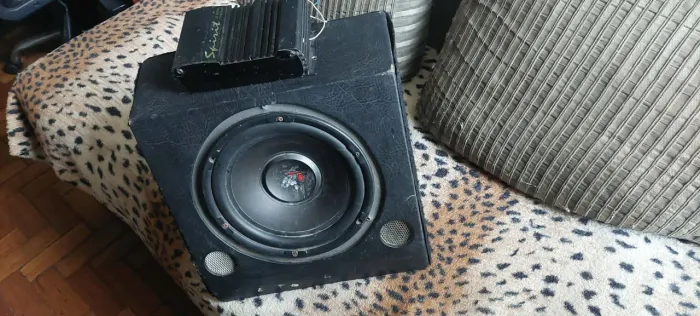 Subwoofer com modulo