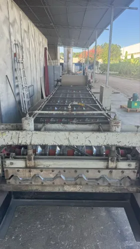 Vende-se Máquina de telha TP 40 em ótimo estado