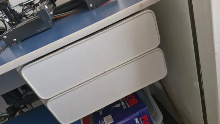 Mesa para escritorio azul