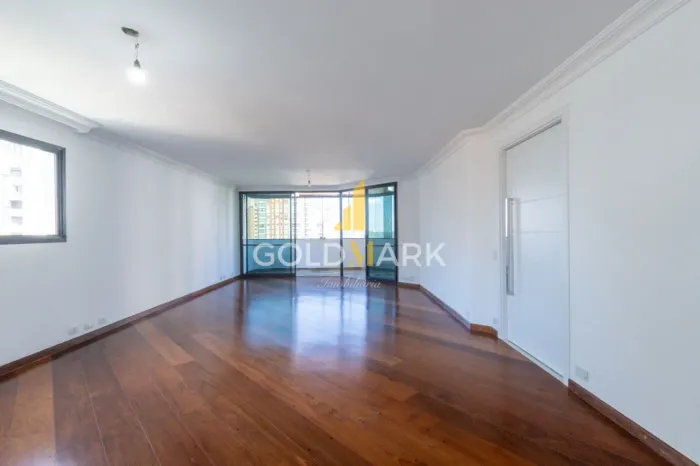 Campo Belo Apartamento Reformado 175 m² - 4 dormitórios 3 suítes 3 garagens