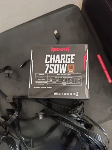 Fonte Redragon Charge 750w 80 Plus Bronze