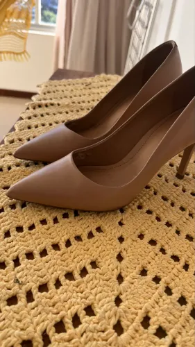Scarpin Arezzo 36