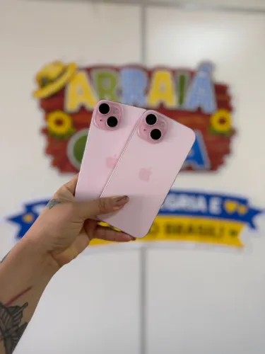 iPhone 15 semi novo