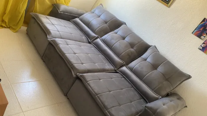 Sofá retrátil e reclinável, aparti de R$1200