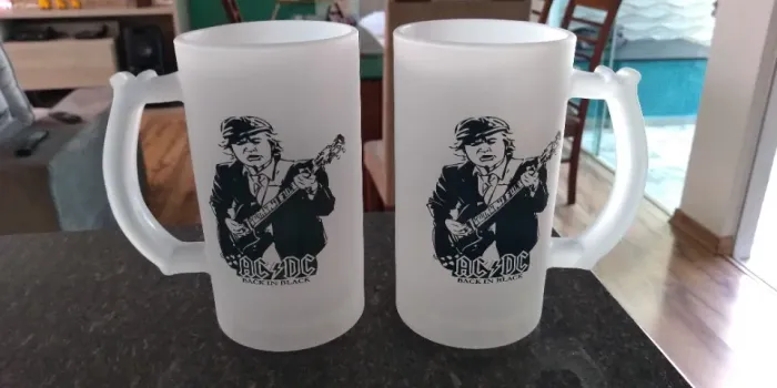 Transforme Seus Momentos com uma Caneca de Vidro Jateado Personalizada