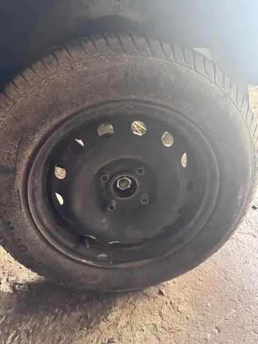 Roda e pneu aro 14 peugeot usado 1 unidade 