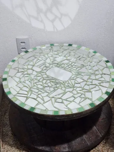 Mesa de centro em mosaico de espelho