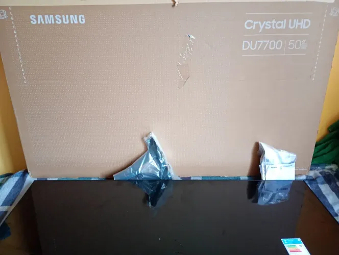 TV Samsung Crystal UHD 50 polegadas