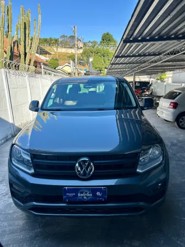 Amarok muito nova . 2017 . 4x4 diesel . Manual