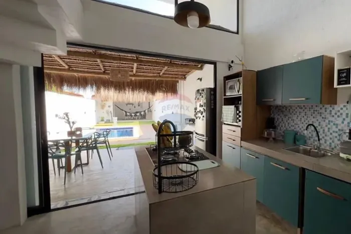 São Miguel dos Milagres  Casa a Venda 3/4 em suite - Piscina a 250 Metros do Mar