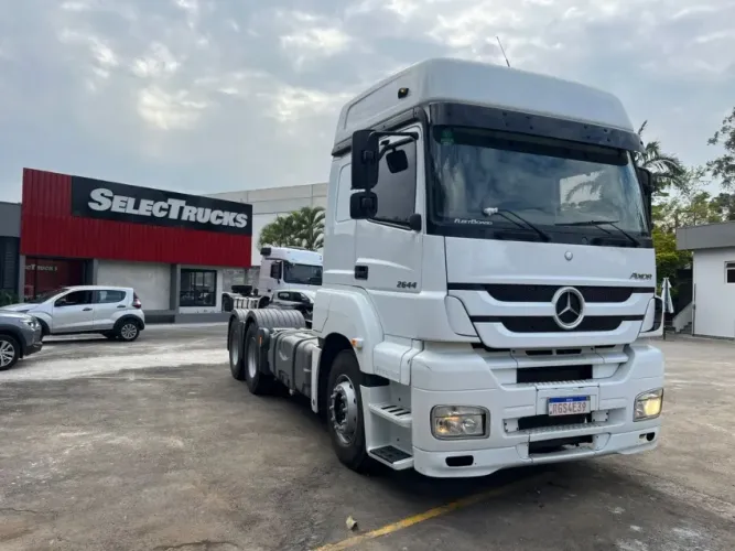 Mercedes Benz Axor 2644 6x4 20/21 Selectrucks.