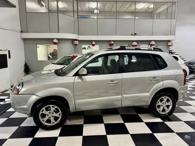 Hyundai Tucson 2.0 16V Aut. 2013