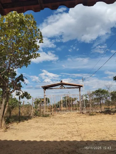 Vendo casa em área rural - ótima oportunidade!