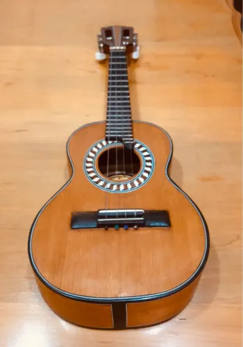 Cavaco em cedro Otacílio Marques (ex Do Souto)