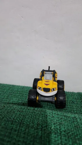 Carrinho blazer and Monster Machine Mattel