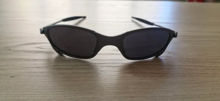 Oculos oakley juliet preto