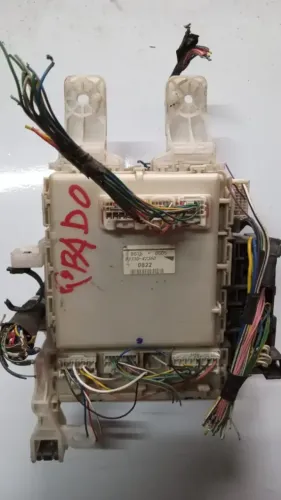 Caixa De Fusivel Toyota Rav4  *0 C/chicote C/rele