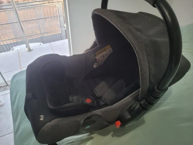 Bebê Conforto Infanti Fly