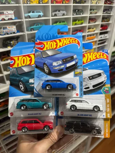 Hot Wheels ?94 Audi Avant RS2 Variação de Cores R$40,00 cada