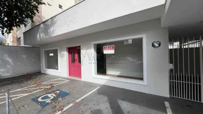 Excelente Oportunidade de Locação - Casa Comercial no Bairro Vila Ema, São José dos Campos