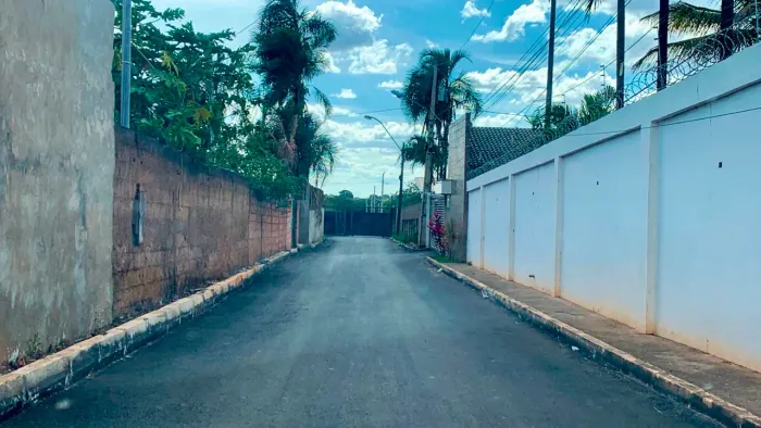 Lote em Condomínio 400 metros DF 475