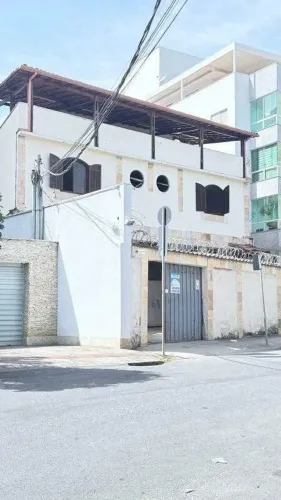 Casa comercial para aluguel, 8 quartos, 3 suítes, 5 vagas, Calafate - Belo Horizonte/MG