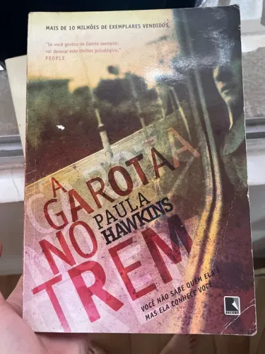 Livro A Garota no Trem - Paula Hawkins