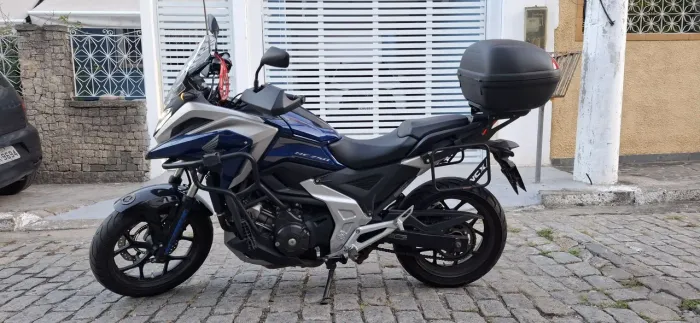 VENDO HONDA NC 750 X 2023 IMPECÁVEL 