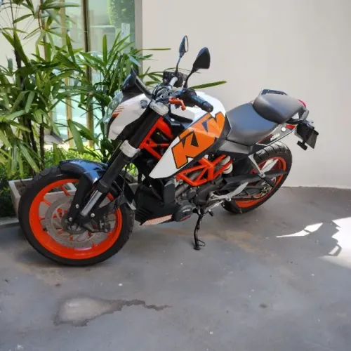 KTM DUKE 390 - 2º DONO
