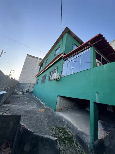 Casa à venda com energia solar - Mucuri
