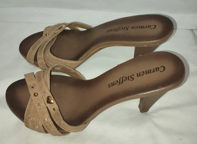 Sandálias Carmen Steffens Marrom