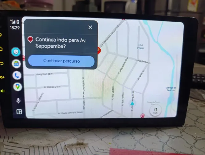 Multimídia 9 polegadas um dim, nova com todos os cabos