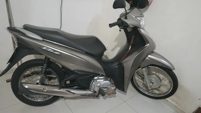Vende se moto biz  110i
