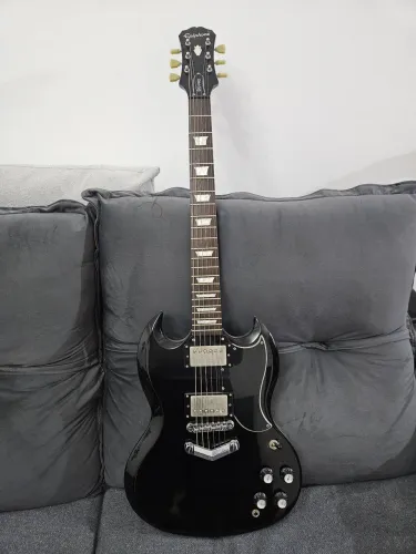 Guitarra Epiphone SG G400 Pro