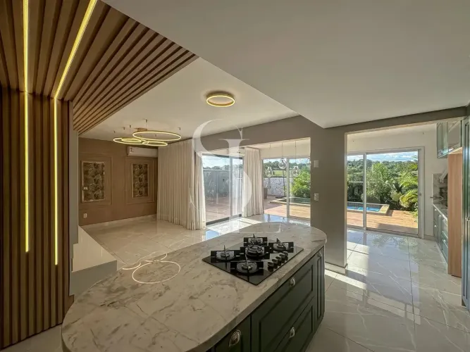 SOBRADO Disponível Para ALUGUEL Com 3 [Três] Suítes