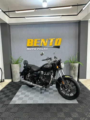 Meteor 350 Preta 2025