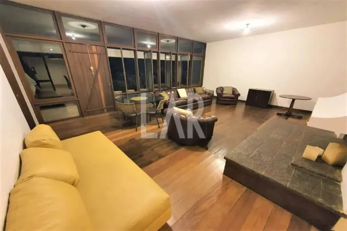 Casa à venda, 7 quartos, 1 suíte, 5 vagas, Braúnas - Belo Horizonte/MG
