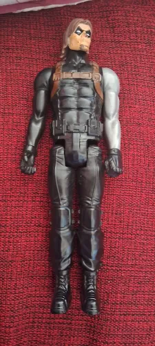 Soldado Invernal Marvel 30 cm Articulado