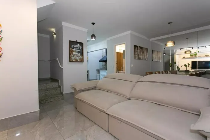 Linda casa em condomínio à venda, 3 dormitórios, 3 banheiros, 2 vagas Vila Aricanduva (Pen